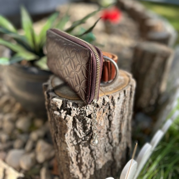 Brown Wallet - Picture 6 of 8